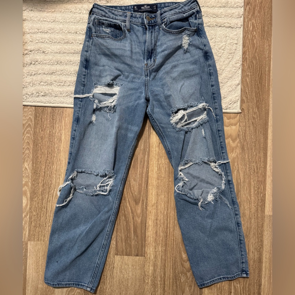 Hollister Women’s Ultra High-Rise Vintage Straight